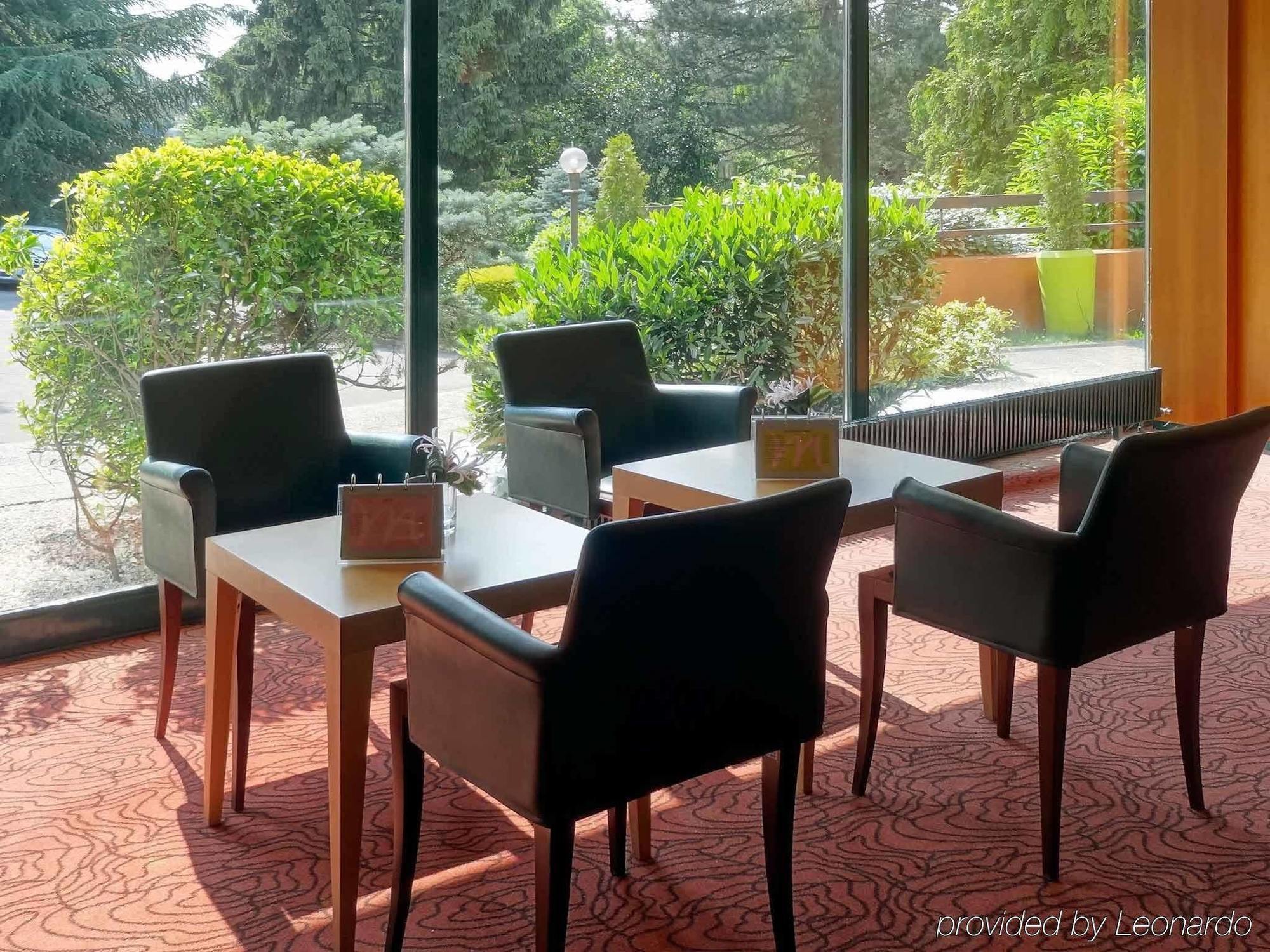 Mercure Saint Etienne Parc De L'Europe Buitenkant foto