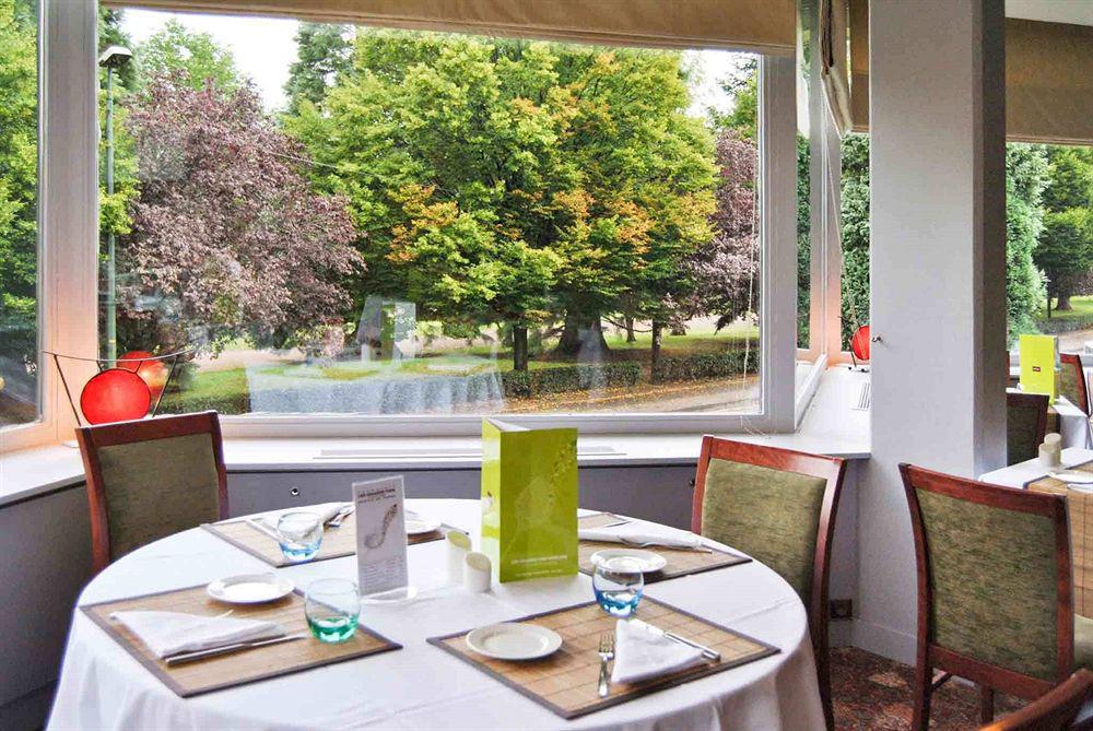 Mercure Saint Etienne Parc De L'Europe Buitenkant foto
